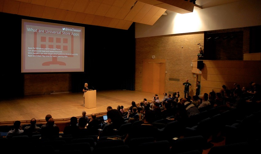 Iris Classon presenting to an audience